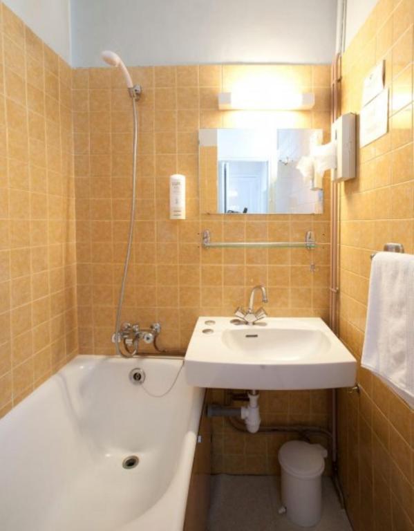 קלרמונט-פרנד The Old Hotel Ravel Centre מראה חיצוני תמונה